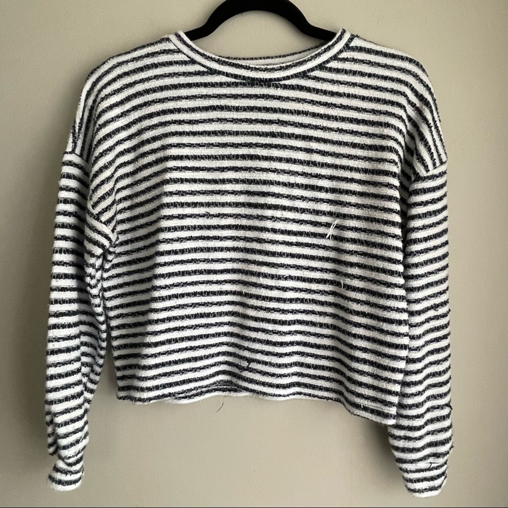 Long Sleeve Crop Top